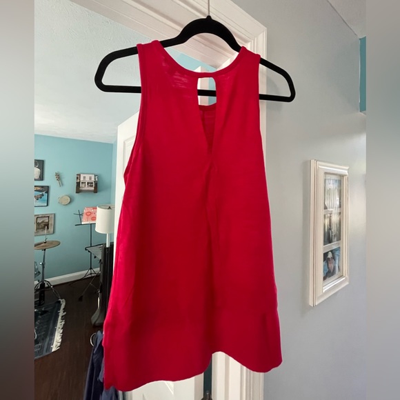 Red tank size extra small. Mercantile - Picture 2 of 8